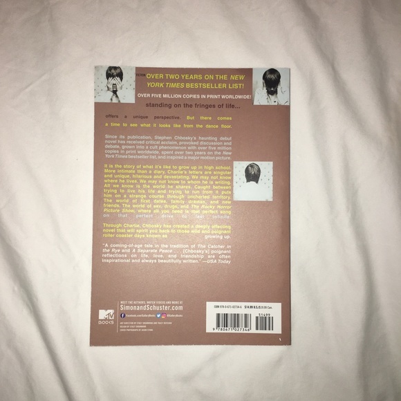 the perks of being a wallflower by stephen chbosky - Picture 2 of 2